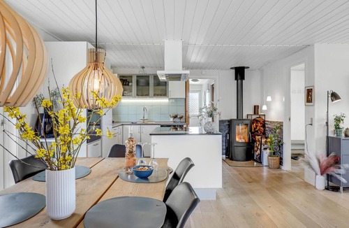 Balka Strand House | Amazing home in Nexø with kitchen