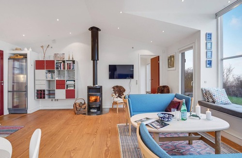 Nyborg House | Amazing home in Nyborg with kitchen