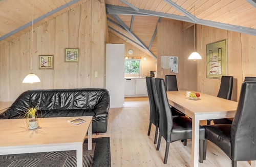Jegum House | Amazing home in Oksbøl with sauna
