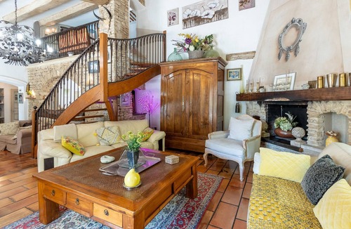 Orgon House | Amazing home in Orgon