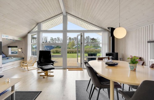 Hasmark Strand House | Amazing home in Otterup with sauna