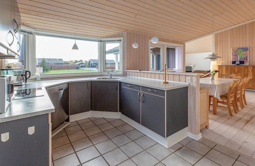 Hasmark Strand House | Amazing home in Otterup with kitchen