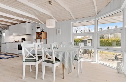 Hasmark Strand House | Amazing home in Otterup with WiFi