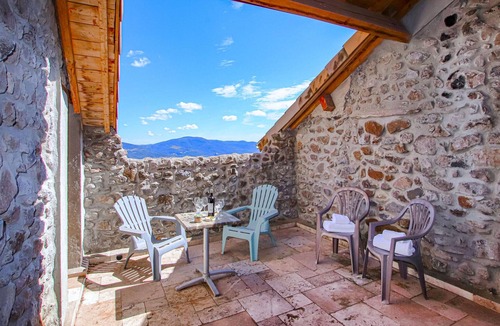 Privas House | Amazing home in Privas with sauna