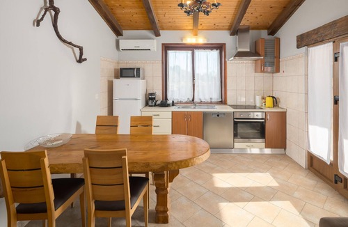 Gracisce House | Amazing home in Puzari