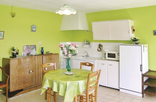 Quettehou House | Amazing home in Quettehou