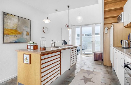 Sønderstrand House | Amazing home in Rømø with kitchen