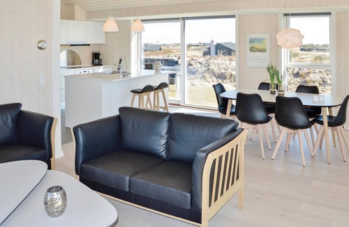 Klegod Strand House | Amazing home in Ringkøbing with sauna
