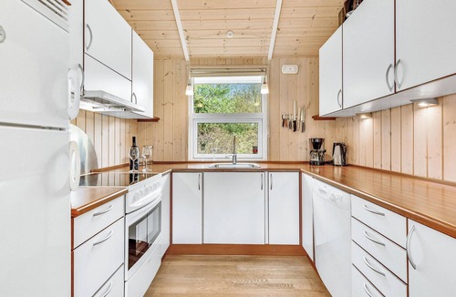 Lodbjerg Hede House | Amazing home in Ringkøbing with sauna