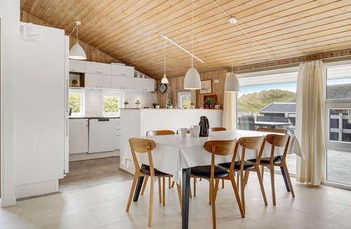 Houvig Strand House | Amazing home in Ringkøbing with sauna