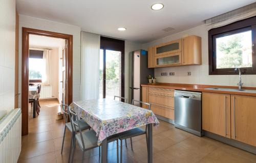 Roda de Bara House | Amazing Home In Roda De Bara