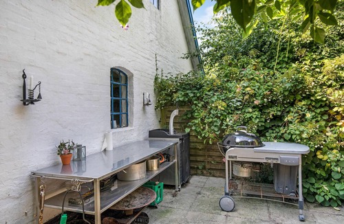 Ronne House | Amazing home in Rønne with kitchen