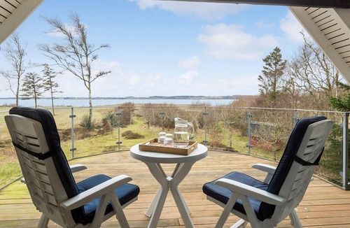 Ronbjerg House | Amazing home in Roslev with sauna