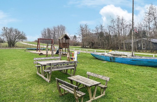 Ronbjerg House | Amazing home in Roslev with sauna