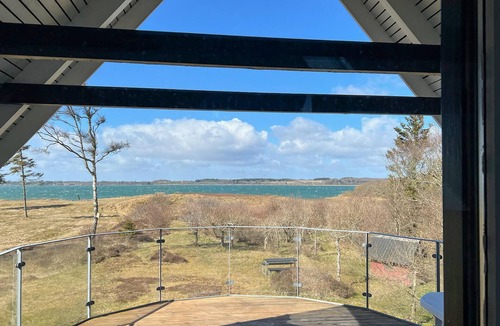 Ronbjerg House | Amazing home in Roslev with sauna