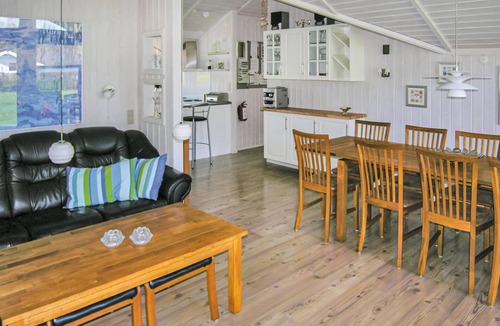 Spodsbjerg House | Amazing home in Rudkøbing with sauna