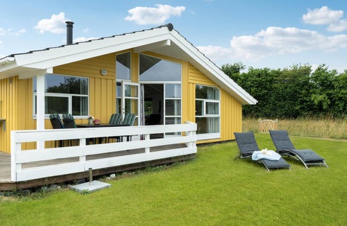 Spodsbjerg House | Amazing home in Rudkøbing with sauna