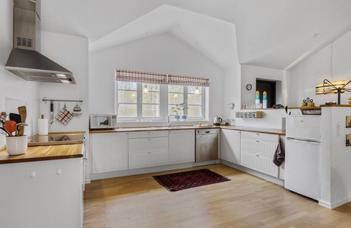 Nordost House | Amazing home in Sæby with WiFi
