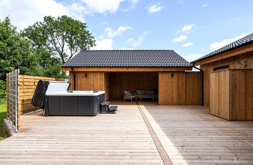 Nordost House | Amazing home in Sæby with sauna