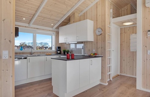 Marup House | Amazing home in Samsø with kitchen