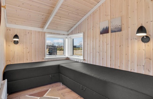 Marup House | Amazing home in Samsø with kitchen