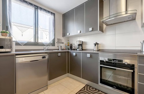 San Jorge House | Amazing home in Sant Jordi with WiFi