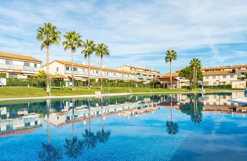 San Jorge House | Amazing home in Sant Jordi with WiFi