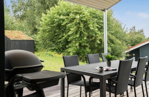 Funder Kirkeby House | Amazing home in Silkeborg with kitchen