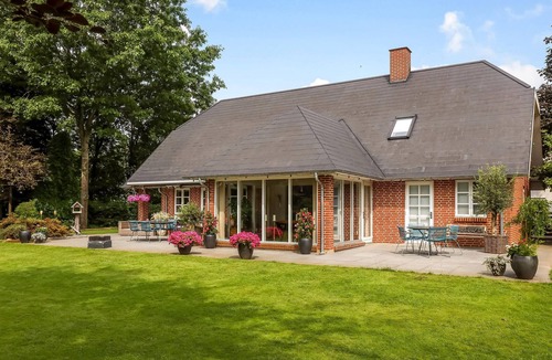 Dokkedal House | Amazing home in Silkeborg with sauna