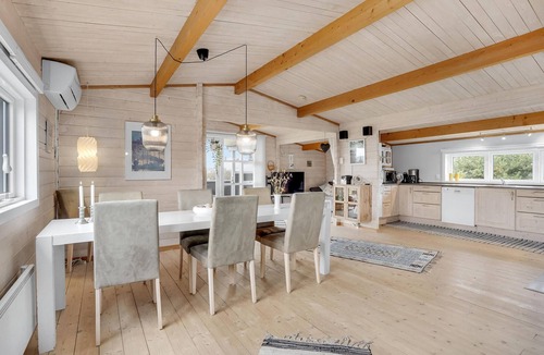 Skjern House | Amazing home in Skjern with WiFi