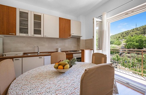 Sibenik House | Amazing home in Slivno