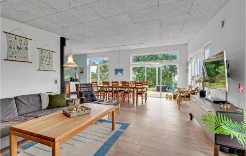 Lihme House | Amazing Home In Spøttrup With Wifi
