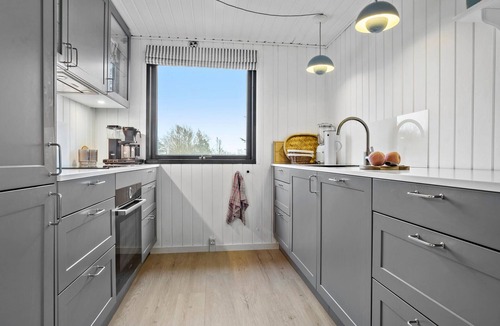 Lihme House | Amazing home in Spøttrup with WiFi