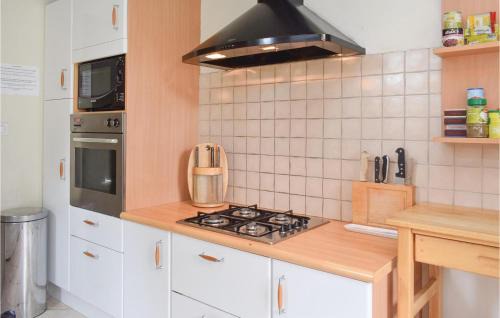 Saint-Clement-Rancoudray House | Amazing Home In St Clément Rancoudray