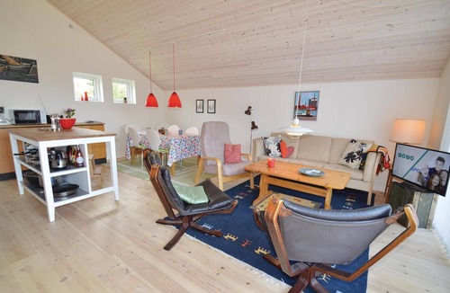 Stege House | Amazing home in Stege with kitchen