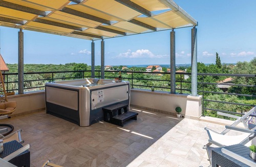 Stinjan House | Amazing home in Stinjan