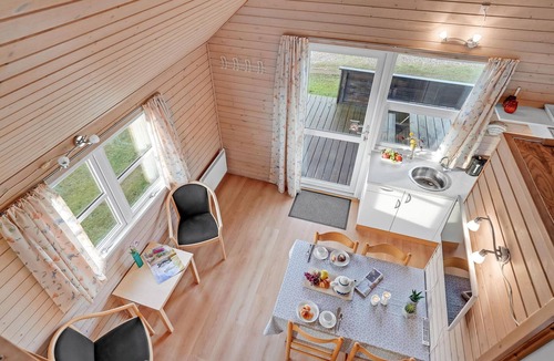 Remmer Strand House | Amazing home in Struer with WiFi