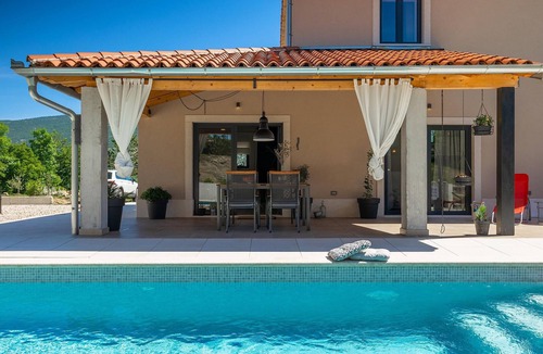 Kostrcani House | Amazing home in Susnjevica