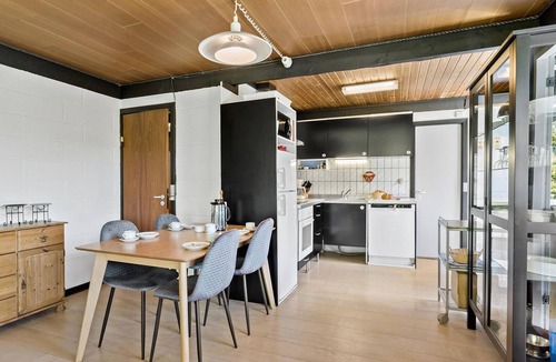 Vemmenæs House | Amazing home in Svendborg with kitchen