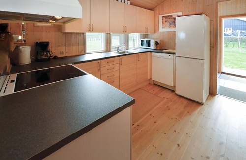 Mommark Strand House | Amazing home in Sydals with sauna