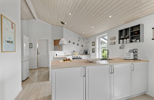 Skaven Strand House | Amazing home in Tarm with sauna