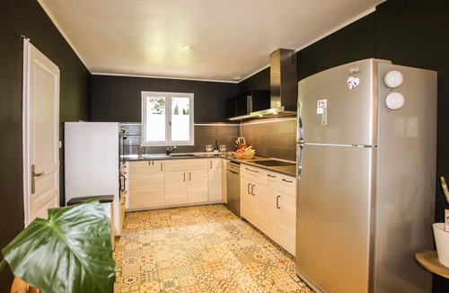 Tavel House | Amazing home in Tavel