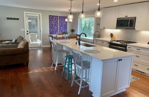 Fennville House | Amazing home in the Saugatuck area-3BR,2BTH,Dogs OK, close to beaches, vineyards