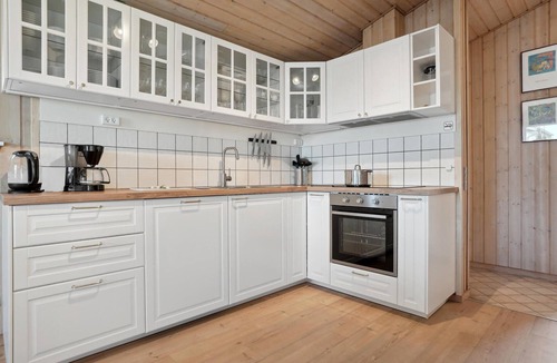 Vorupør House | Amazing home in Thisted with kitchen