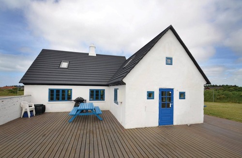 Vorupør House | Amazing home in Thisted with kitchen