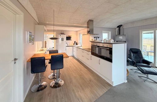 Sønder Vorupør House | Amazing home in Thisted with sauna