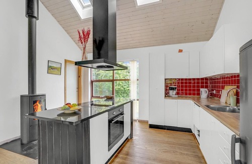 Oddesund Syd House | Amazing home in Thyholm with WiFi