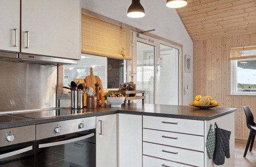 Holloselund House | Amazing home in Tisvildeleje with sauna