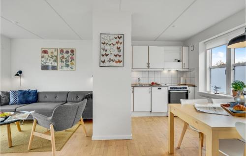 Lohals House | Amazing Home In Tranekær With House Sea View