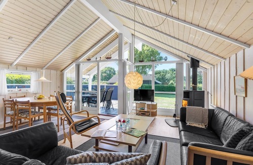 Hov House | Amazing home in Tranekær with sauna